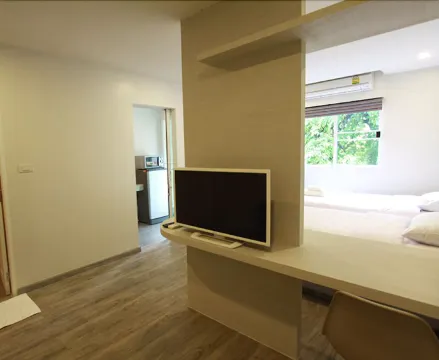 ห้องดีลักซ์ เตียงใหญ่ 1 เตียง