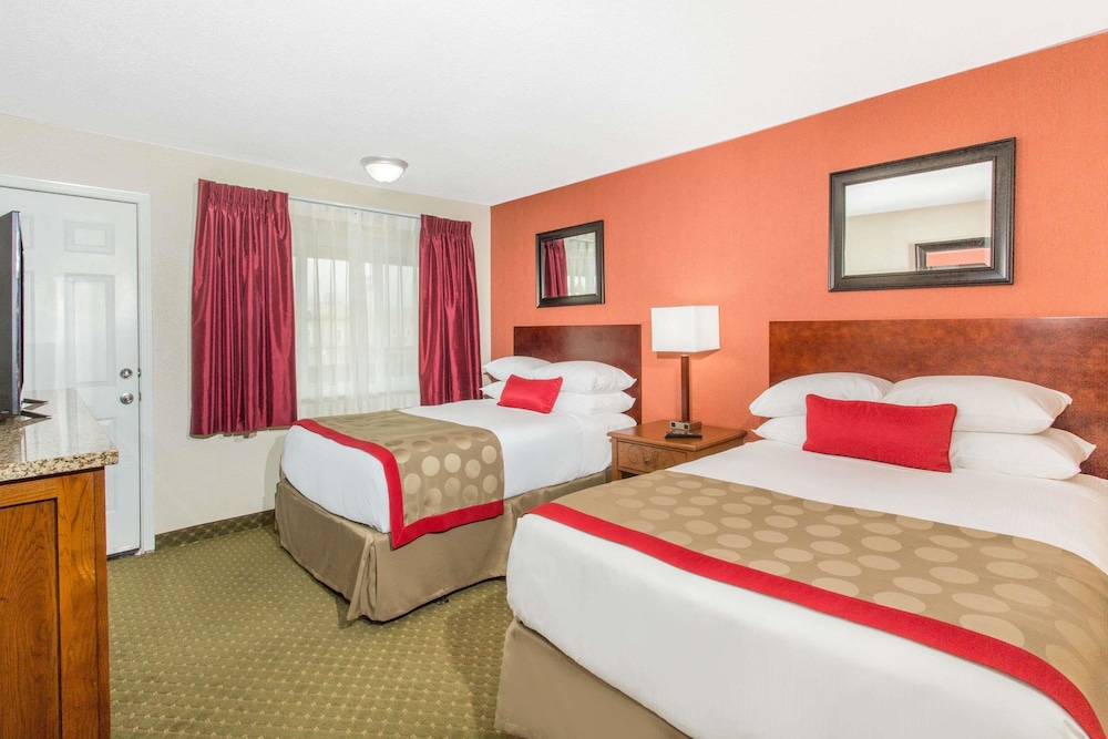 Ramada by Wyndham Elko Hotel at Stockmen's Casino