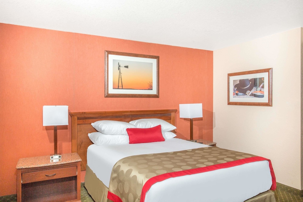 Ramada by Wyndham Elko Hotel at Stockmen's Casino