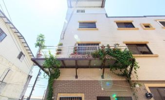 Yilan Dongshan Cypress B&B