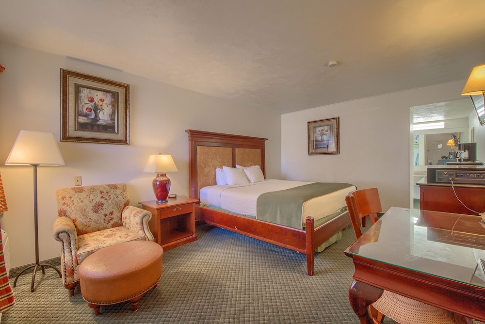 Americas Best Value Inn Uvalde