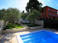 House Kia Hotels in Preko
