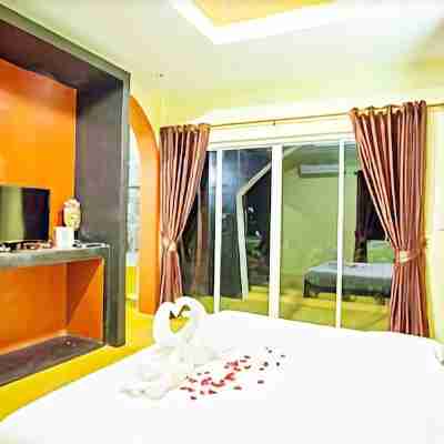 ฟูลเฮาส์รีสอร์ท Rooms