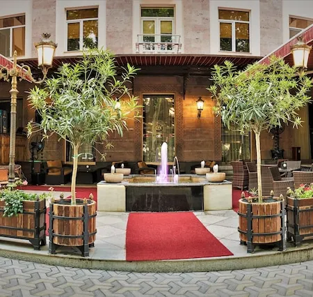 Central Hotel Yerevan