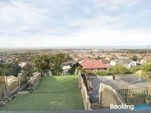 Hillside Cottage - Housity