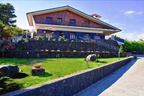 Etna Hut فنادق في نيكولوسي