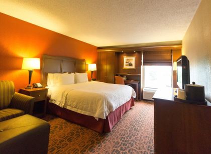 Hampton Inn Columbus-South