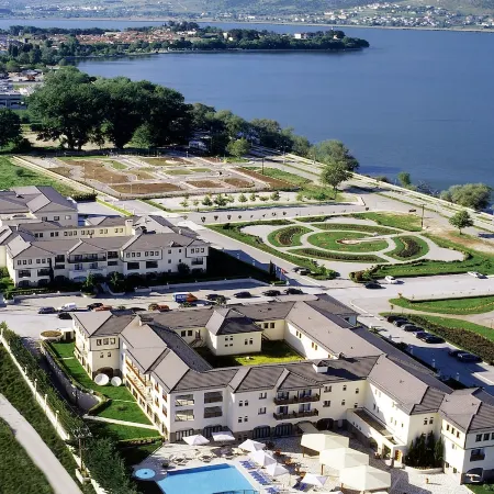 Hotel du Lac Congress Center & Spa