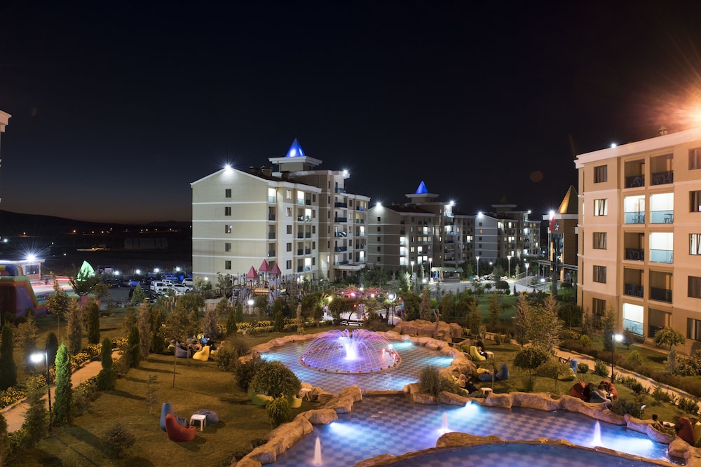 Grand Ozgul Thermal Holiday Village