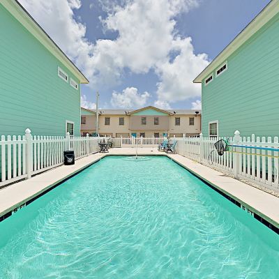 Outdoor Swimming Pool