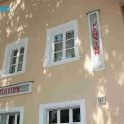 Pension am Werder Hotel Exterior