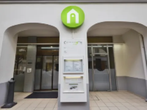 Campanile Paris Ouest - Pte de Champerret Levallois Hotels near LVMH Fragrance Brands