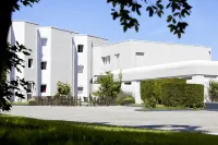 Hotel H Eco Calais Hotels near Second World War Museum