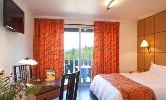 Logis Hôtel Clair Matin - Housity