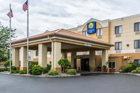 Quality Inn & Suites Evansville North