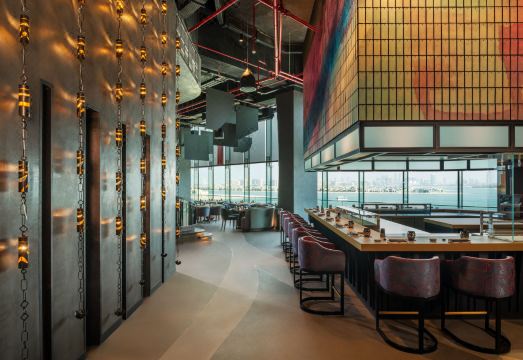 W 두바이 - 더 팜의 해변 및 야외 수영장