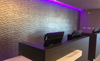 Radisson Hotel Oakland Airport