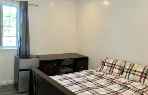 科羅娜温馨家園 2