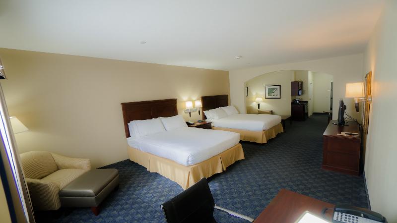 Holiday Inn Express Hotel & Suites Pampa, an Ihg Hotel