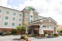 Holiday Inn Express & Suites VALDOSTA WEST - MALL AREA by IHG - parking