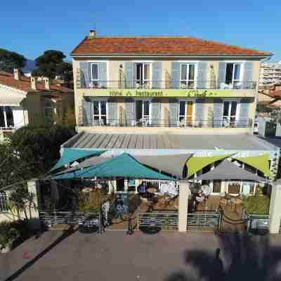 Hôtel du Bord de Mer "Le Vanillé" Hotel Exterior