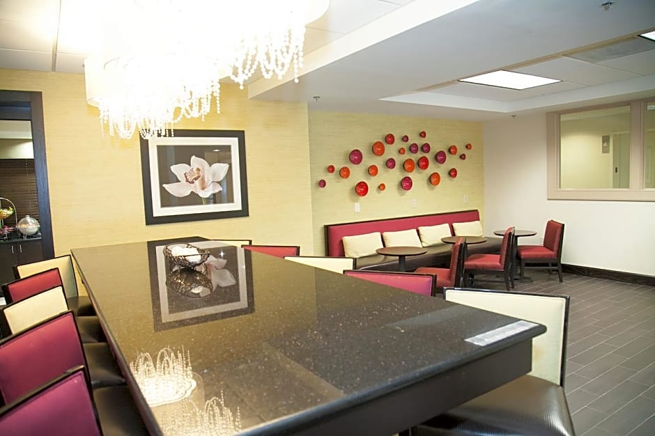 Hampton Inn Alpharetta/Roswell