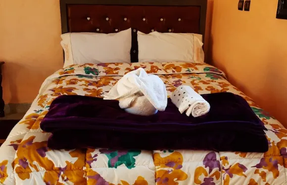 泰勒瓦特古堡餐廳酒店