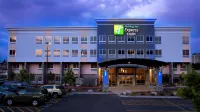 Holiday Inn Express & Suites Colorado Springs Central