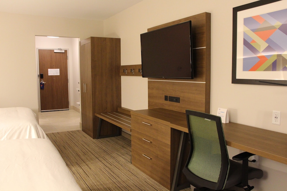 Holiday Inn Express & Suites Phoenix - Airport North, an Ihg Hotel