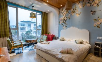 Nayinian Xiaoyuan Boutique Hotel