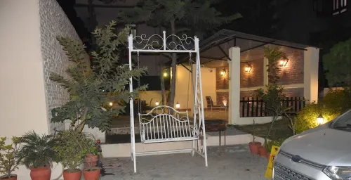 Hotel Siraaj - Pet friendly