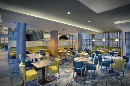 Leonardo Hotel Swindon Отели рядом со станцией Swindon Railway Station