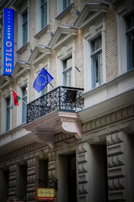 Estilo Fashion Hotel Budapest Hotel in zona Ponte della libertà