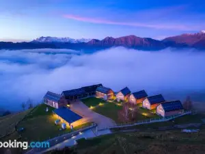 Nebesa Chalets
