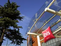 イビス ロンドン ヒースロー エアポート ウィロー・ツリー・オープン・スペース周辺のホテル