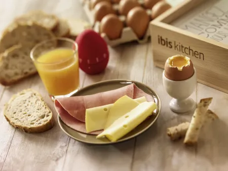 Ibis Paris Avenue d'Italie 13ème Отели рядом с достопримечательностью «St-Medard»