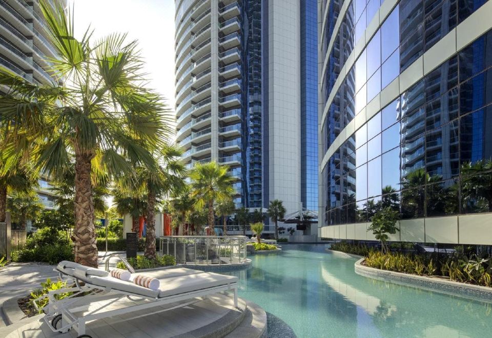 2. 파라마운트 호텔..