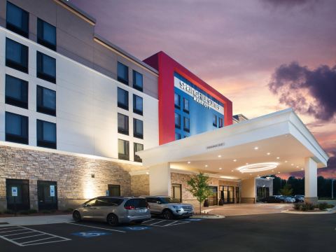 SpringHill Suites Fayetteville Fort Liberty