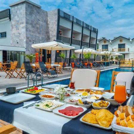 Kosa Otel Çeşme