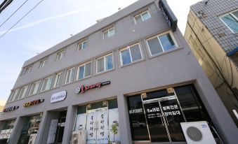 Buyeo Hongsan 3F Motel