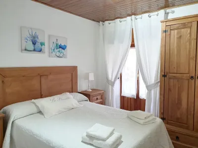 3 Bedrooms House with Enclosed Garden and Wifi at Perena de la Ribera