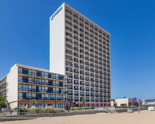 Wyndham Virginia Beach Oceanfront Hotels near Cavalier Park