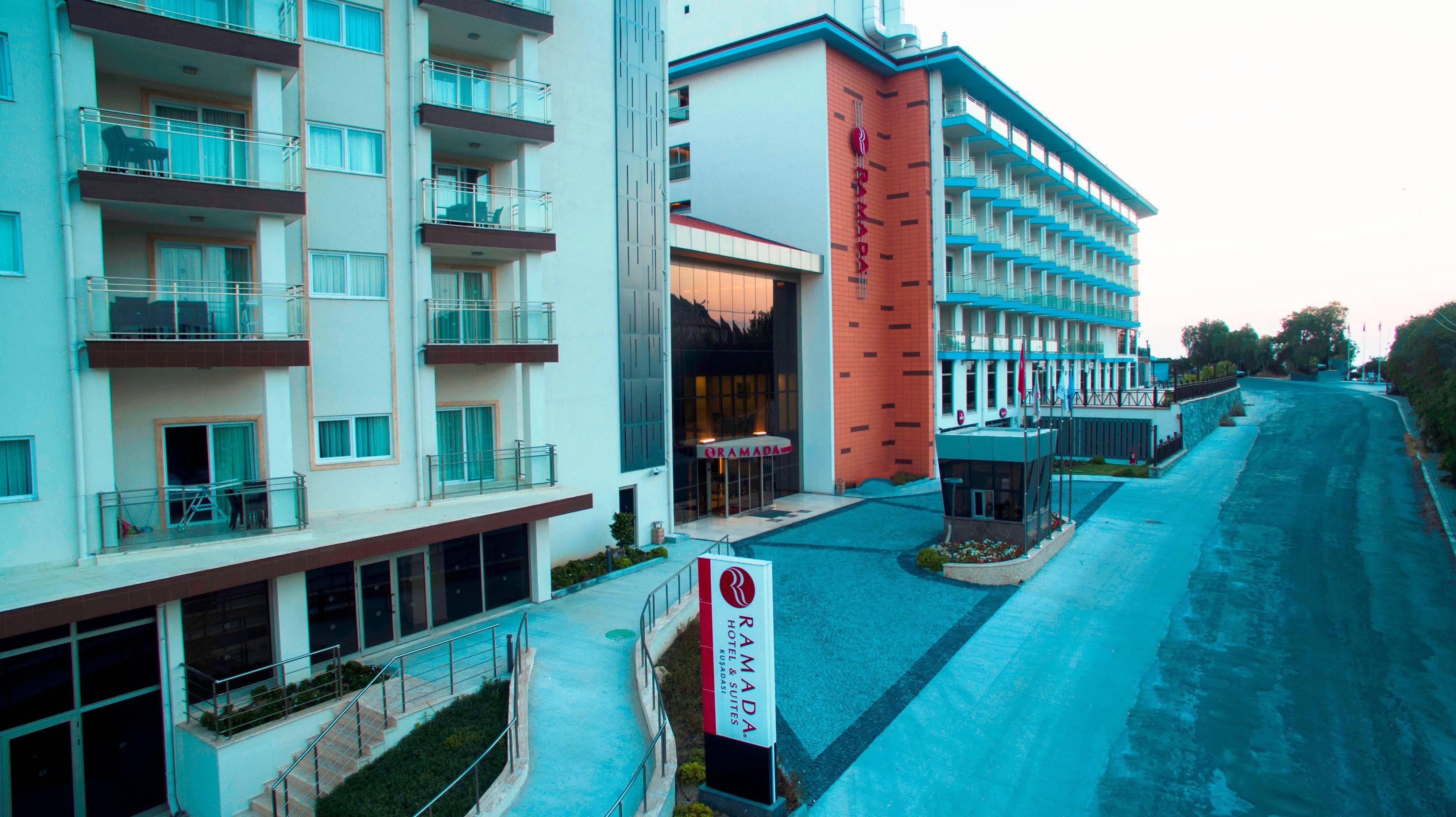 Ramada Hotel & Suites Kusadasi