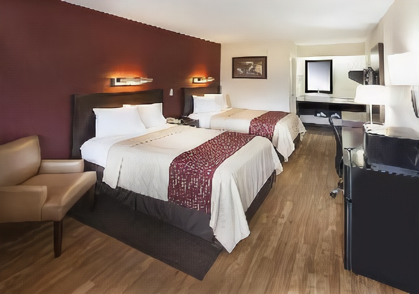 Red Roof Inn Plus+ West Springfield