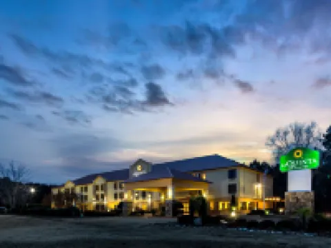La Quinta Inn & Suites by Wyndham LaGrange / I-85 Hotels in La Grange
