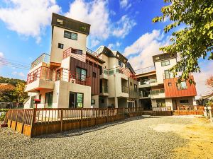 Gyeongju Twin Village Bed and Breakfast