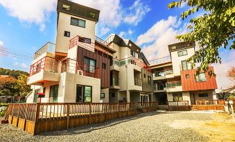 Gyeongju Twin Village Bed and Breakfast