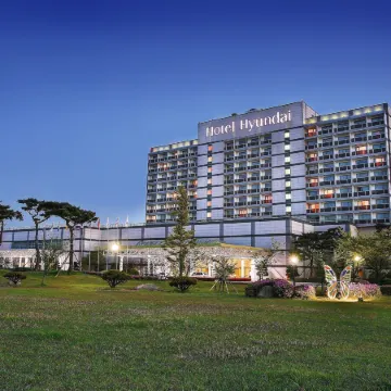 Hotel Hyundai by Lahan Mokpo