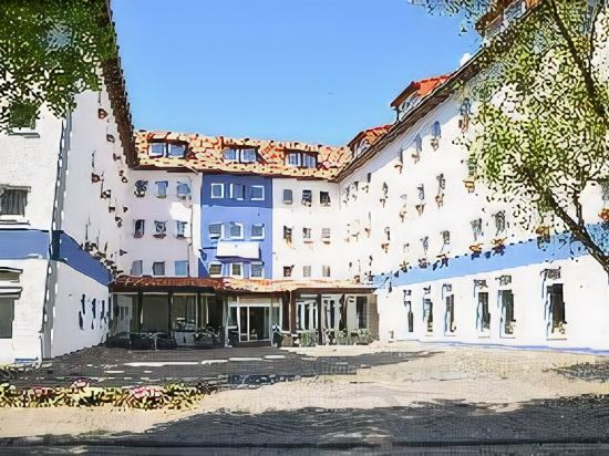 10 Best Hotels near The Evolution-Schwarzlicht Minigolf 4D, Moerfelden 2022  | Trip.com