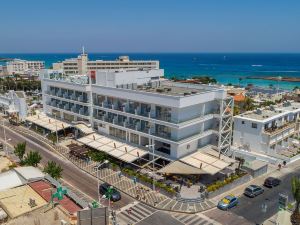 Protaras Plaza Hotel